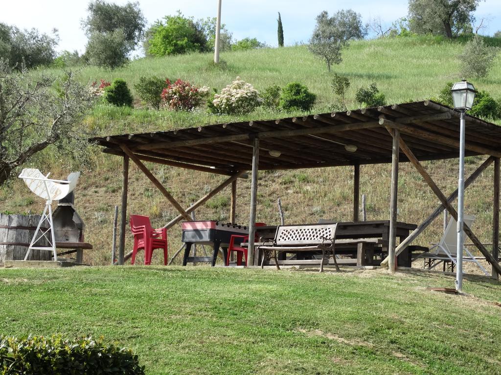 Casale Poggio Colpiccione Apartment Passignano sul Trasimeno Exterior photo