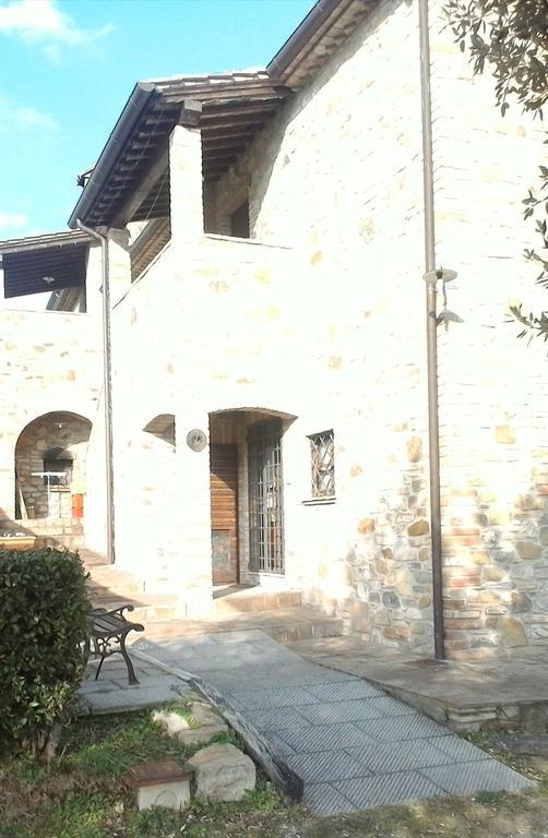 Casale Poggio Colpiccione Apartment Passignano sul Trasimeno Exterior photo